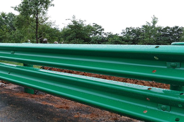 公路護(hù)欄檢測(cè)報(bào)告在哪里辦？